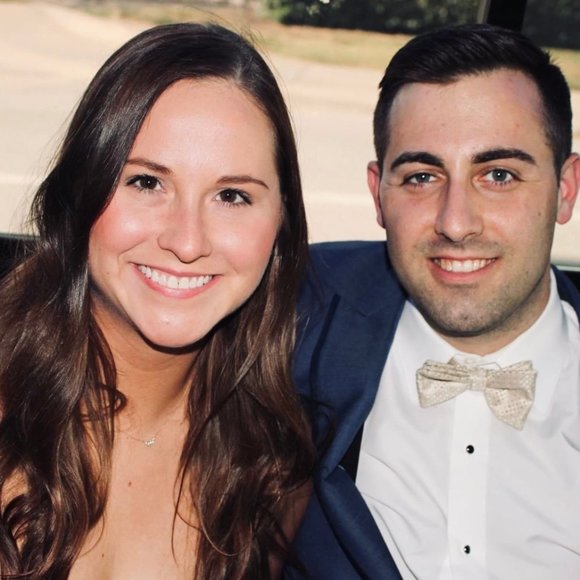 Meet your Posher, Hayley - Picture 1 of 1